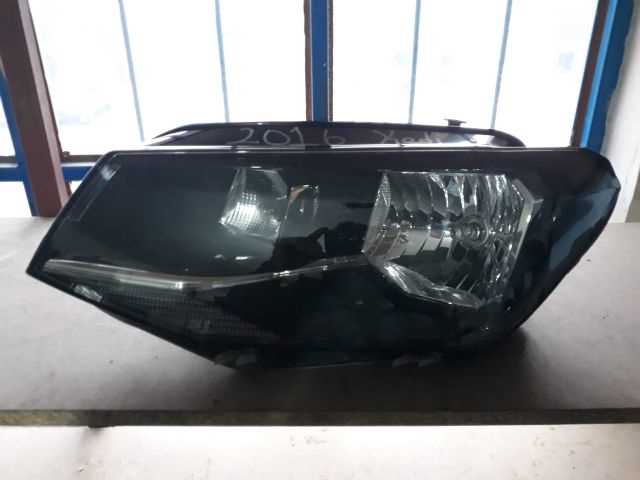 Volkswagen Caddy 2015-2017 Çıkma Yedek Sol Far